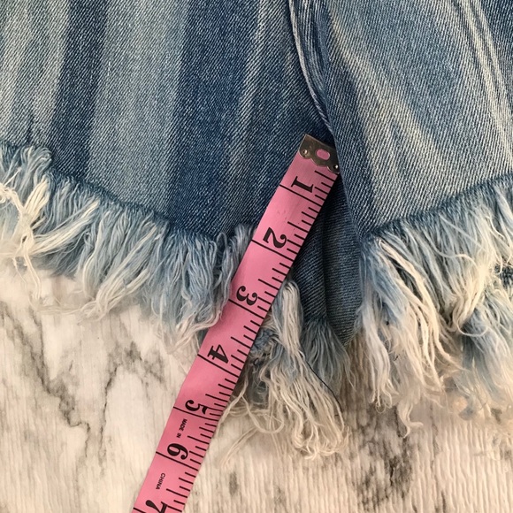 Show Me Your MuMu Toledo Tear Drop Shorts Two Tone Striped Denim Shorts 26 NWT - Picture 12 of 12